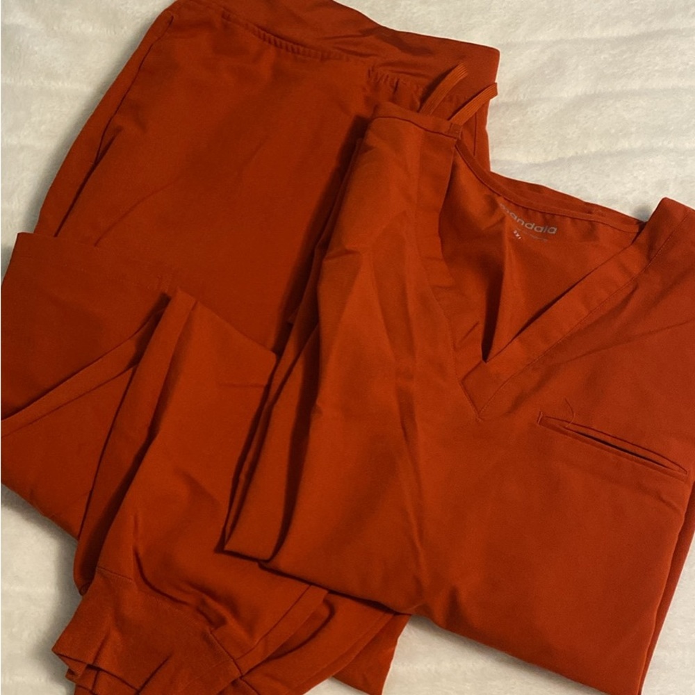 Mandala scrubs